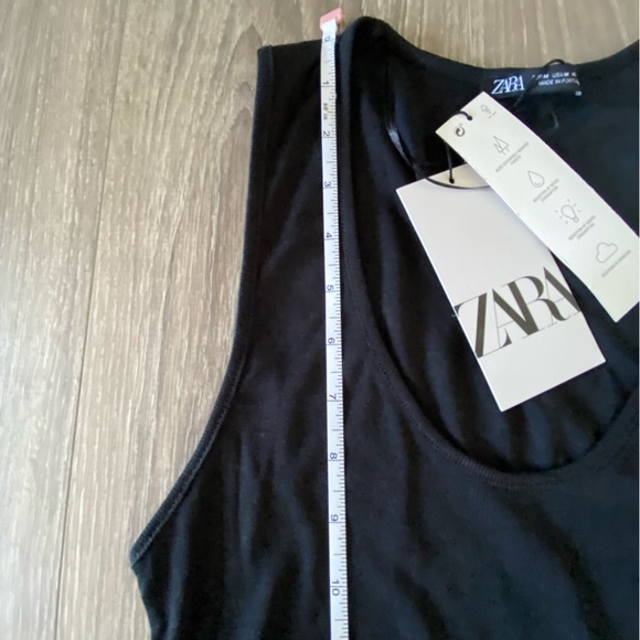 Two Round Neck Tank Tops - Picture 11 of 13
